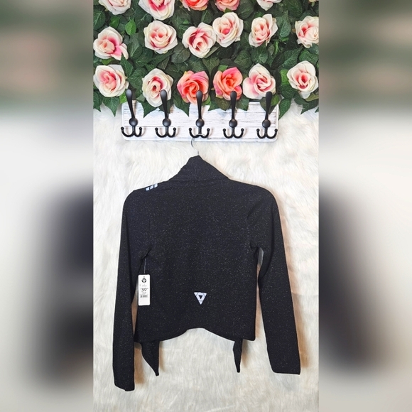 Spirit of Movement Girls Dance Wrap - Picture 2 of 6